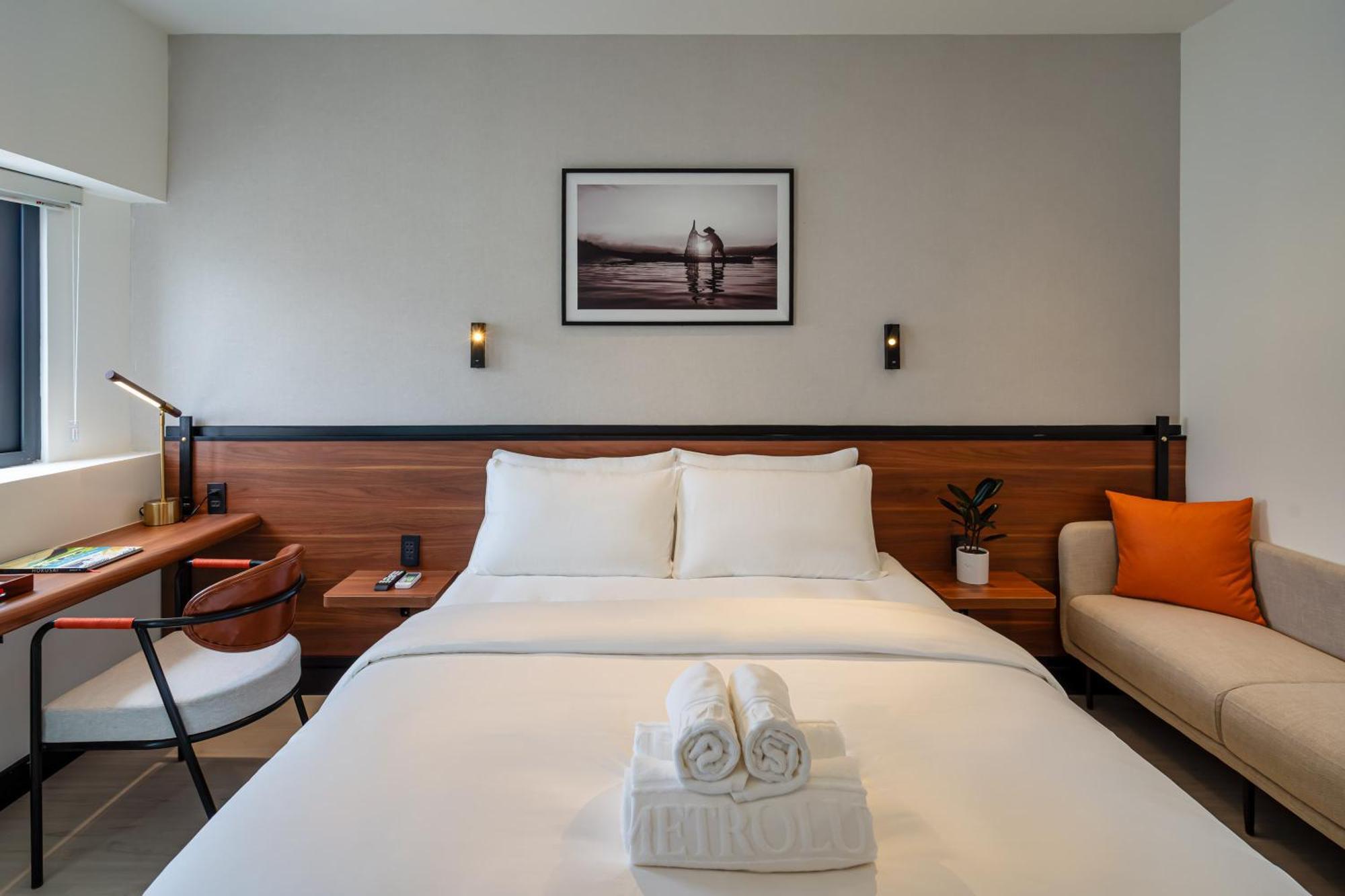 Metrolux Contemporary
