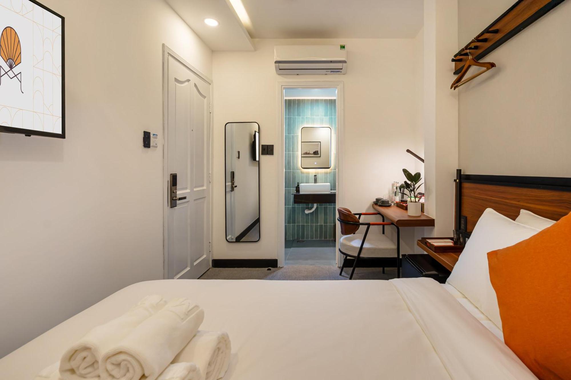 Metrolux Contemporary TP. Hồ Chí Minh
