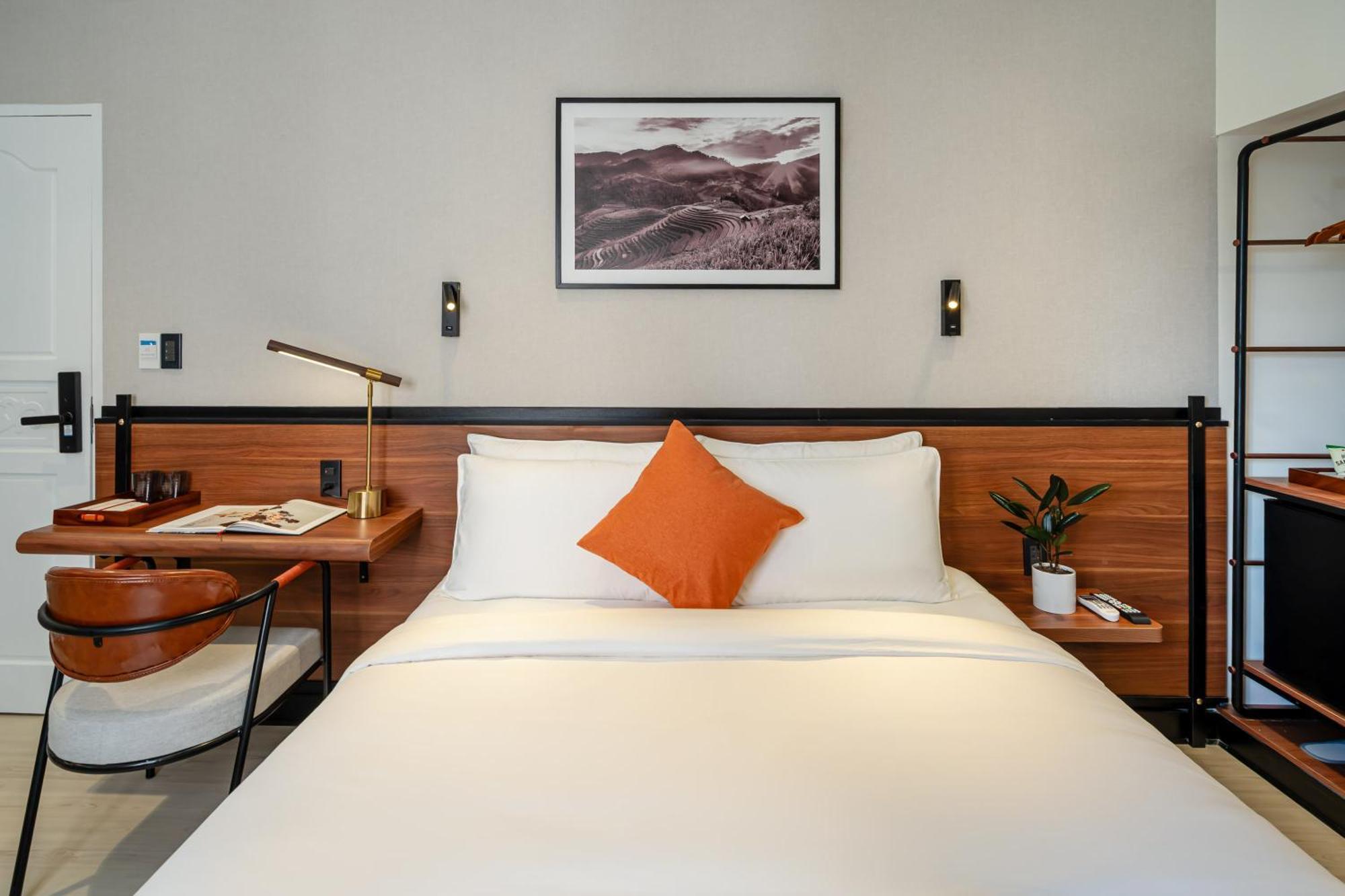 Metrolux Contemporary 4*