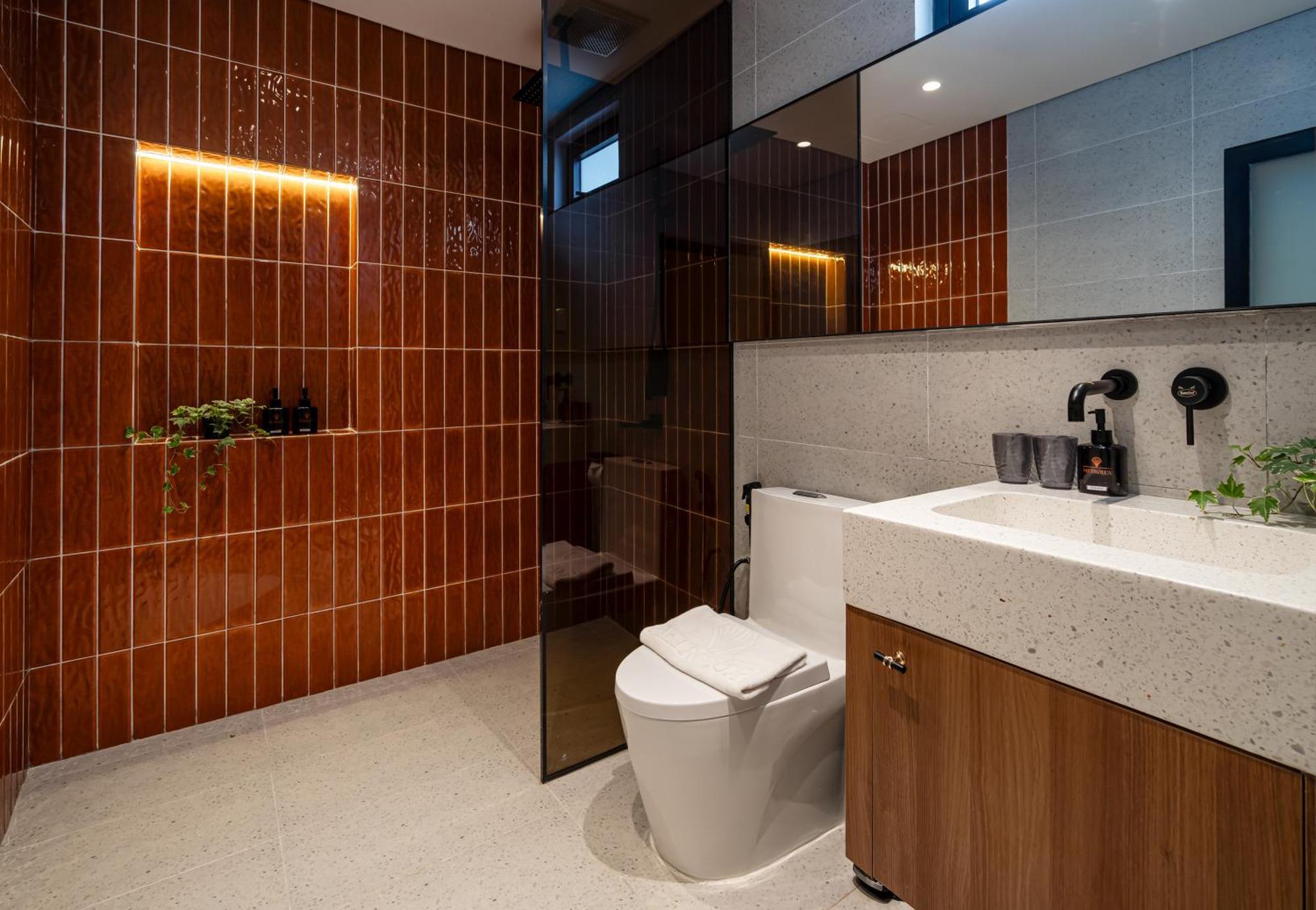 Metrolux Contemporary 4*